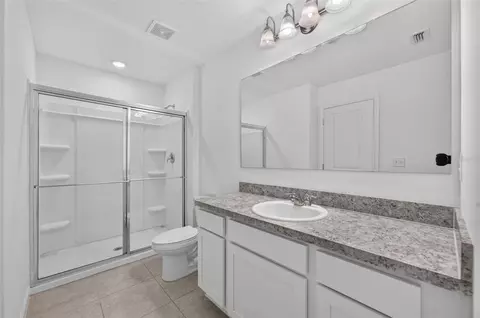 Bath - 381 Grand Pine Ln, Saint Cloud, FL 34771 photo 2 of 3