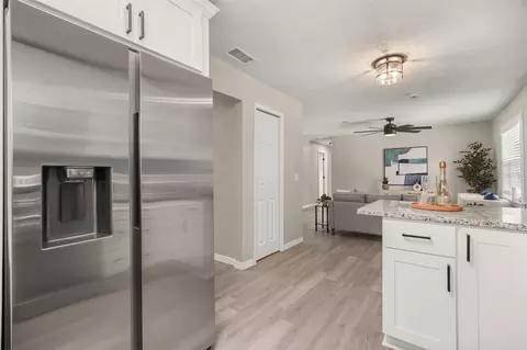 Kitchen - 116 Harbor Dr, Winter Haven, FL 33881 photo 3 of 3