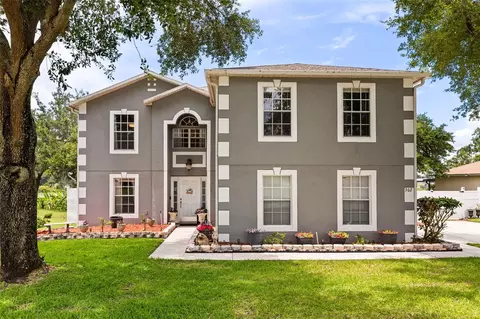 302 Lake Shepard Dr, Apopka, FL 32703