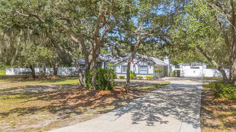 361 Lake Lenelle Dr, Chuluota, FL 32766