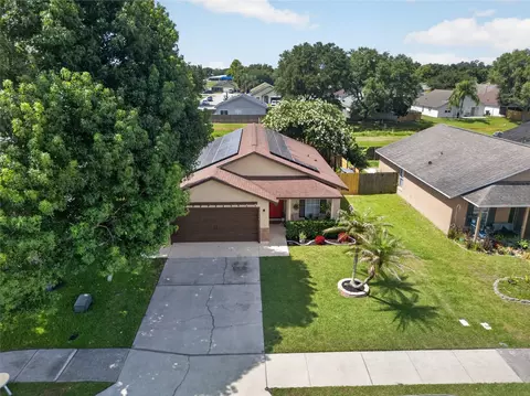 View/Area - 2958 Cool Breeze Cir, Saint Cloud, FL 34769 photo 3 of 7