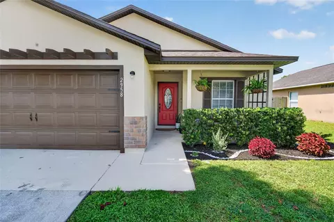 Exterior - 2958 Cool Breeze Cir, Saint Cloud, FL 34769 photo 2 of 17