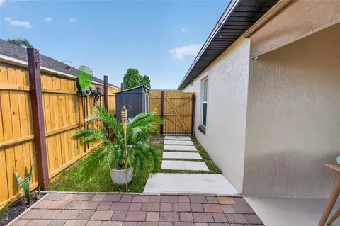 Exterior - 2958 Cool Breeze Cir, Saint Cloud, FL 34769 photo 12 of 17
