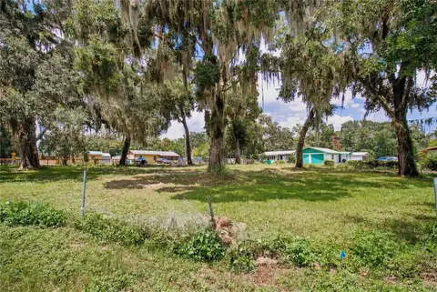 720 Huntington Rd, Crescent City, FL 32112