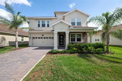 8926 Fallen Oak Dr, Davenport, FL 33896