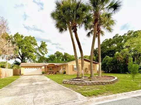 650 Sherwood Dr, Altamonte Springs, FL 32701