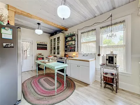 Kitchen - 740 Summit St, Eustis, FL 32726 photo 1 of 5