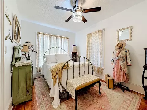 Bedroom - 740 Summit St, Eustis, FL 32726 photo 1 of 5