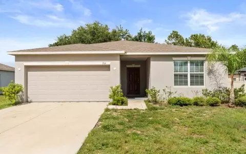 704 Pasteur Ln, Kissimmee, FL 34759