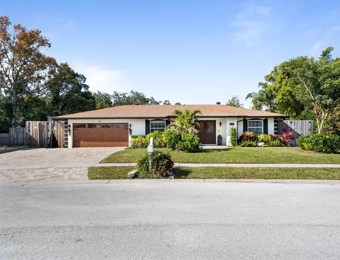 122 Bearss Cir, Longwood, FL 32750