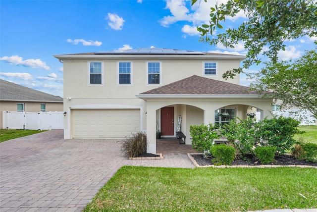 693 Black Eagle Dr, Groveland, FL 34736