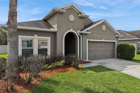 Exterior - 3809 Enchantment Ln, Saint Cloud, FL 34772 photo 2 of 11