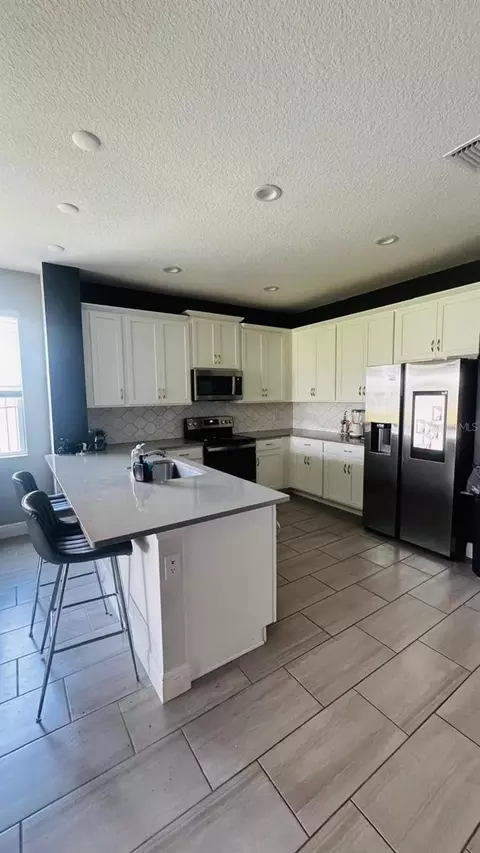 2695 Nottel Dr, Saint Cloud, FL 34772 photo 2