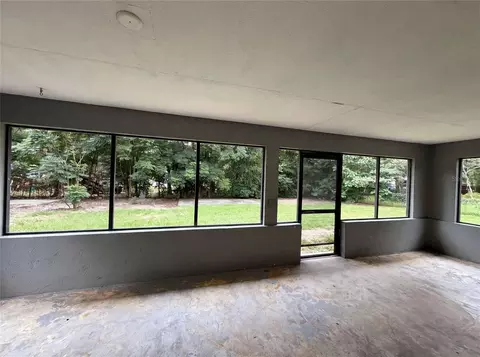 Exterior - 2410 NE 3rd Ave, Ocala, FL 34470 photo 3 of 5