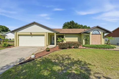 103 Ridgecrest Dr, Eustis, FL 32726 photo 1