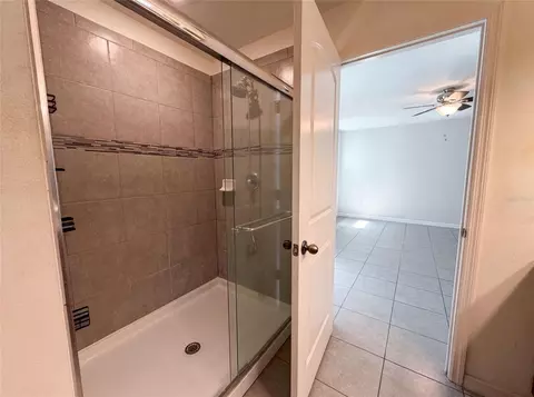 Bath - 11534 Brighton Knoll Loop, Riverview, FL 33579 photo 5 of 5