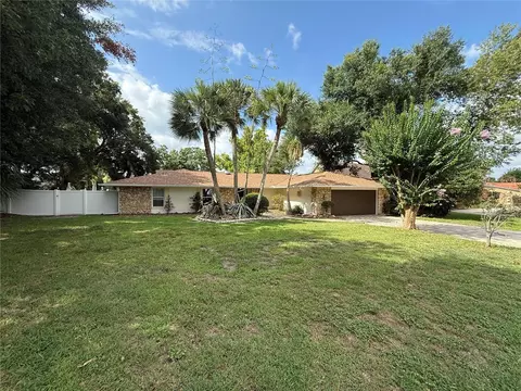 125 Spring Lake Hills Dr, Altamonte Springs, FL 32714