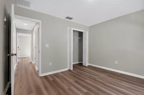 Bedroom - 16 Spring Loop Ct, Ocala, FL 34472 photo 5 of 6