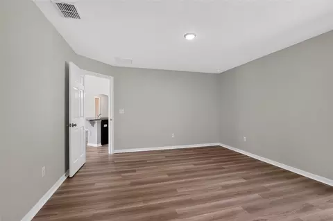 Bedroom - 16 Spring Loop Ct, Ocala, FL 34472 photo 2 of 6
