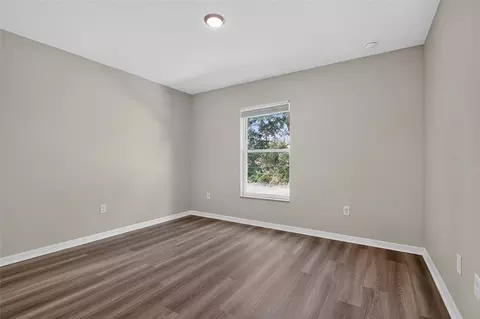 Bedroom - 16 Spring Loop Ct, Ocala, FL 34472 photo 4 of 6