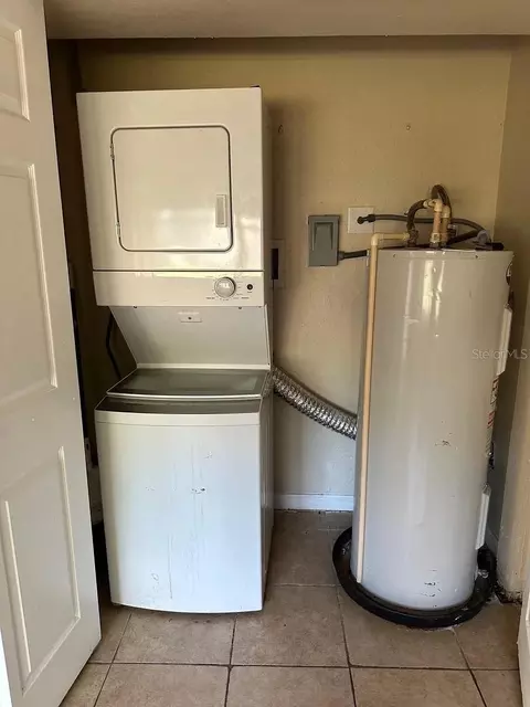 108 Edgewater Dr, Winter Haven, FL 33881 photo 4