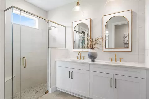 Bath - 1754 Pinecliff Dr, Apopka, FL 32703 photo 1 of 6