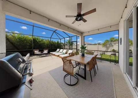 Exterior - 11043 Tamarack Pl, Parrish, FL 34219 photo 10 of 12