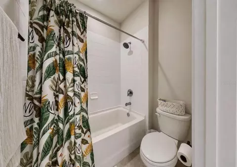 Bath - 11043 Tamarack Pl, Parrish, FL 34219 photo 1 of 6