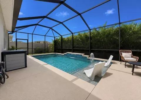 Exterior - 11043 Tamarack Pl, Parrish, FL 34219 photo 5 of 12