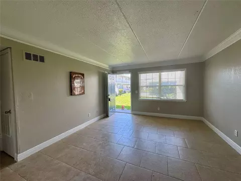 Living - 1400 Eudora Rd #D36, Mount Dora, FL 32757 photo 3 of 3