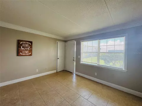 Living - 1400 Eudora Rd #D36, Mount Dora, FL 32757 photo 2 of 3