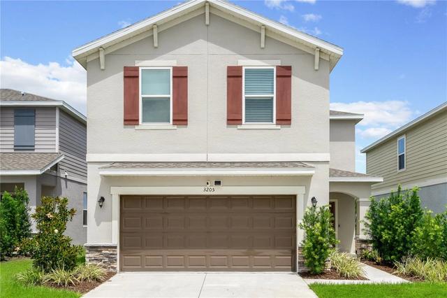 3205 Amaranth St, Tavares, FL 32778