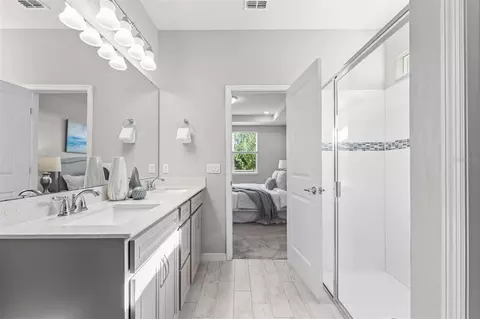 Bath - 5641 Cedar Chase Dr, Saint Cloud, FL 34771 photo 2 of 3