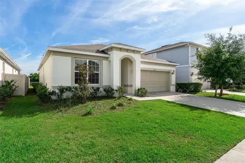 Exterior - 5641 Cedar Chase Dr, Saint Cloud, FL 34771 photo 2 of 6