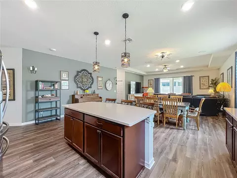 Kitchen - 2610 Hilltop Loop, Apopka, FL 32712 photo 2 of 6