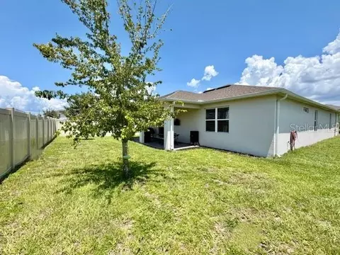 Exterior - 2610 Hilltop Loop, Apopka, FL 32712 photo 6 of 9