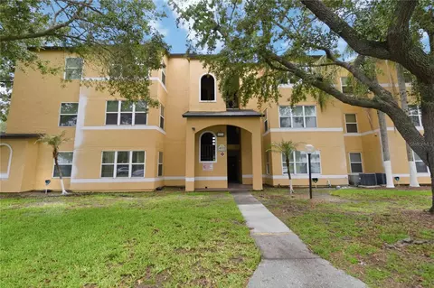4572 Commander Dr #1227, Orlando, FL 32822