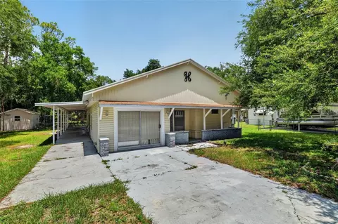 10513 Lynnwood Ave, Lake Wales, FL 33898