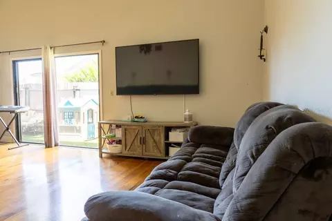 Living - 1707 Whispering Dr E, Largo, FL 33771 photo 4 of 4