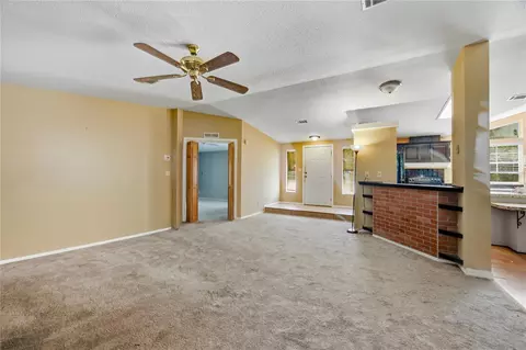 Living - 819 Lenore Ave, Interlachen, FL 32148 photo 1 of 4