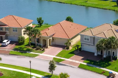 3906 Carrick Bend Dr, Kissimmee, FL 34746