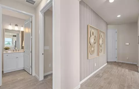Entry Way - 2617 Hammock Harbor Ave, Saint Cloud, FL 34771 photo 2 of 2