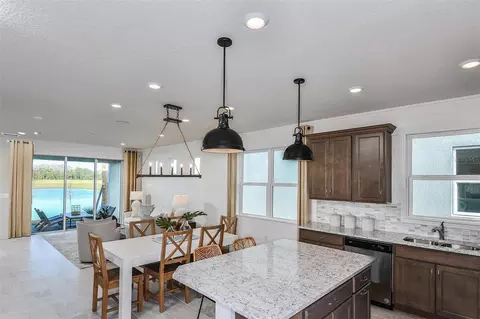 Kitchen - 2621 Hammock Harbor Ave, Saint Cloud, FL 34771 photo 6 of 7
