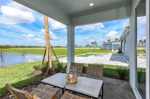 Exterior - 2621 Hammock Harbor Ave, Saint Cloud, FL 34771 photo 2 of 4