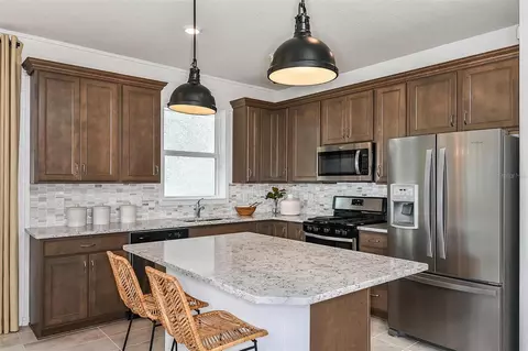 Kitchen - 2621 Hammock Harbor Ave, Saint Cloud, FL 34771 photo 1 of 7