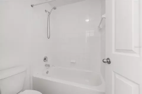 Bath - 4824 Poolside Dr, Saint Cloud, FL 34769 photo 4 of 4