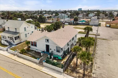 16 S Grandview Ave, Daytona Beach, FL 32118