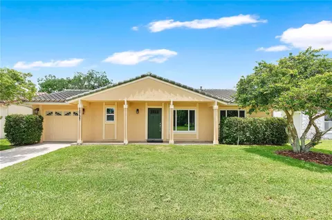 10137 Mason Dixon Cir, Orlando, FL 32821