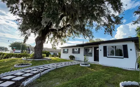 1000 E Dixie Ave, Leesburg, FL 34748