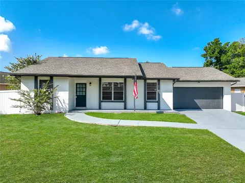 8426 Village Green Rd, Orlando, FL 32818